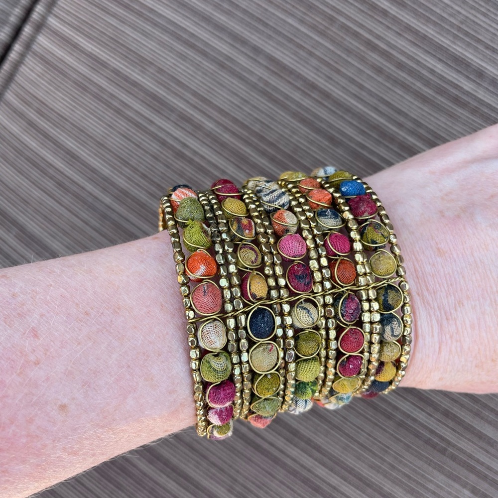 Woman’s bracelet. - Picture 3 of 3